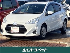 トヨタ　アクア S スタイルブラック
