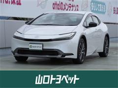 トヨタ　プリウス Z