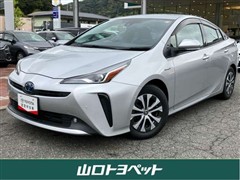 トヨタ プリウス A