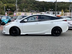 プリウス A ツーリングセレクション