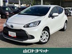 トヨタ アクア X