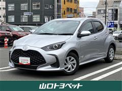 トヨタ　ヤリス G