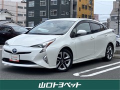 トヨタ プリウス A ツーリングセレクション