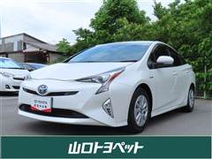 トヨタ プリウス S