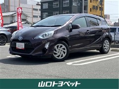 トヨタ　アクア G