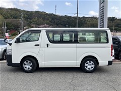 ハイエースバン DX