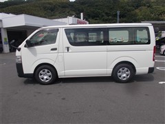 ハイエースバン デラックス
