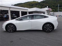 プリウスPHV Z