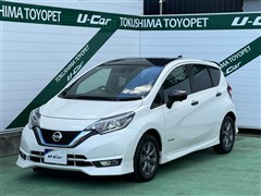 日産 ノートE-パワ-メダリストブラック