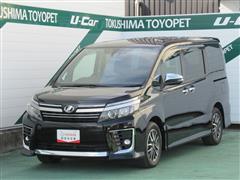 トヨタ　ヴォクシー ZS キラメキ2