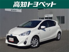 トヨタ アクア G