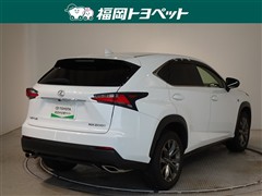 NX200t Fスポーツ