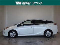 プリウス A