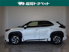 ヤリスクロス X