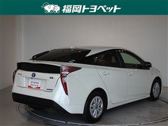 プリウス Sセーフティープラス