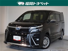 トヨタ ヴォクシーHEV ZS キラメキ3