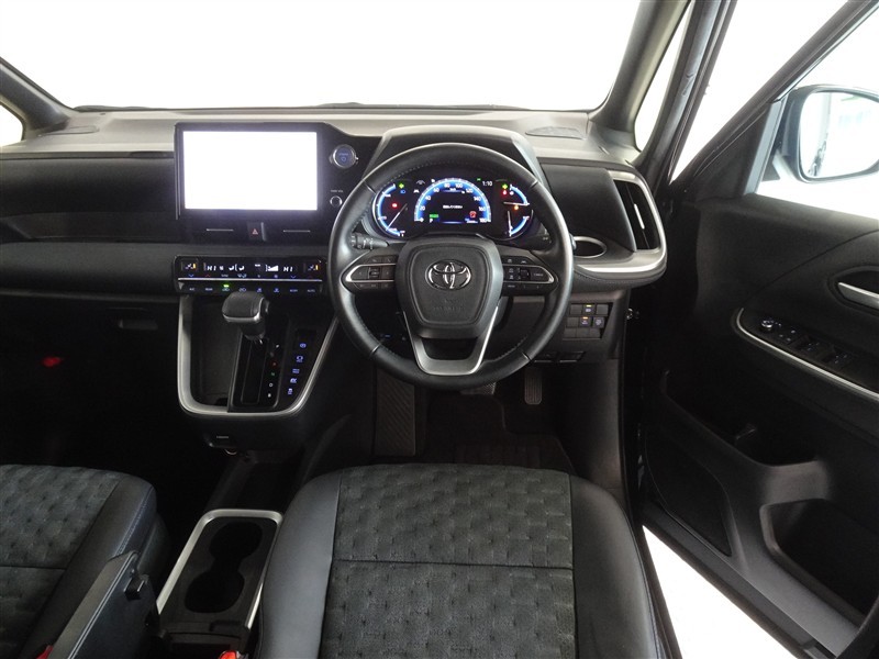 ヴォクシーHEV S-Z（181018324661）の中古車 | トヨタ認定中古車