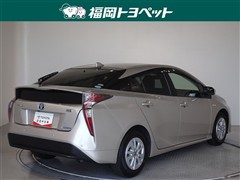 プリウス Sセーフティープラス