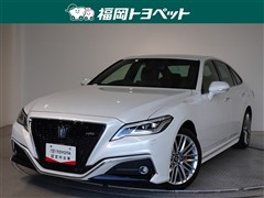 トヨタ　クラウンHEV RS