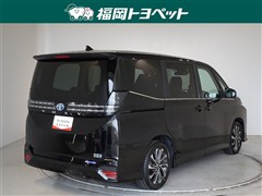 ヴォクシーHEV S-Z