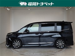 ヴォクシーHEV S-Z