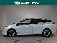 プリウスSセーフティープラスツートン