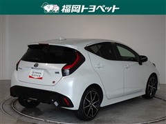 アクア GRスポーツ