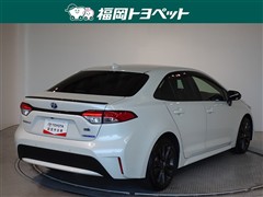 カローラセダンHEV WxB