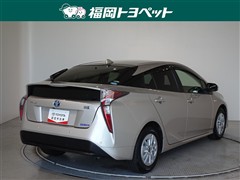 プリウス Sセーフティープラス