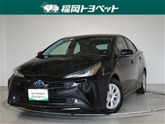 プリウス S