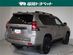 ランクルプラドTXLマットブラック