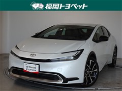 トヨタ プリウスPHEV Z