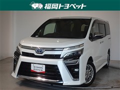 トヨタ ヴォクシーHEV ZSキラメキ3