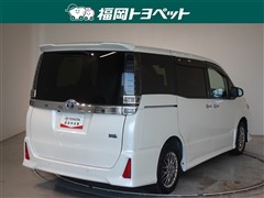 ヴォクシーHEV ZSキラメキ3