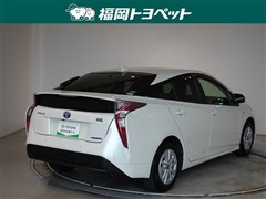 プリウス Sセーフティープラス