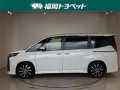 ノアHEV S-Z