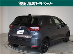 フィット e:HEVホーム20thカーサ