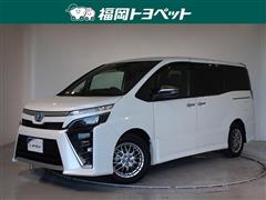 トヨタ ヴォクシーHEV ZS キラメキ3