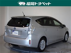 プリウスアルファ S