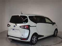 シエンタHEV Gクエロ