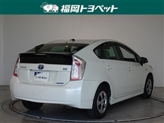 プリウス S