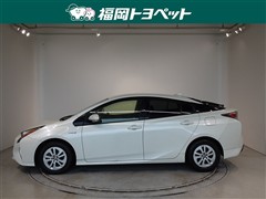 プリウス S
