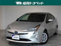 トヨタ プリウス Sセーフティープラス