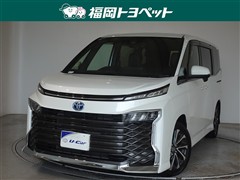 トヨタ ヴォクシーHEV S-Z