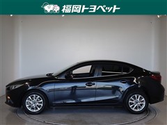 アクセラセダンHV S