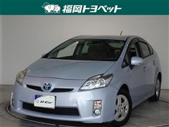 トヨタ　プリウス S