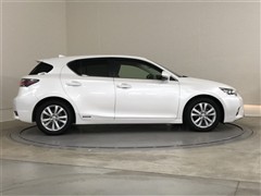 レクサスCT200hバージョンC