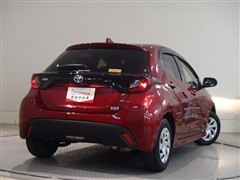 ヤリス ハイブリッド G