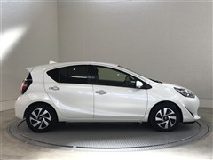 アクア S スタイルブラック