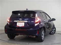 アクア S スタイルブラック